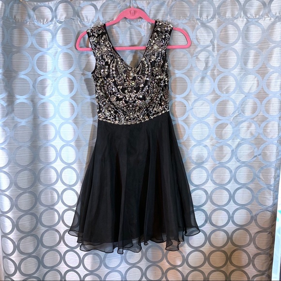 Sherri Hill Prom Dress Short Black Embellished 2 - Picture 1 of 6